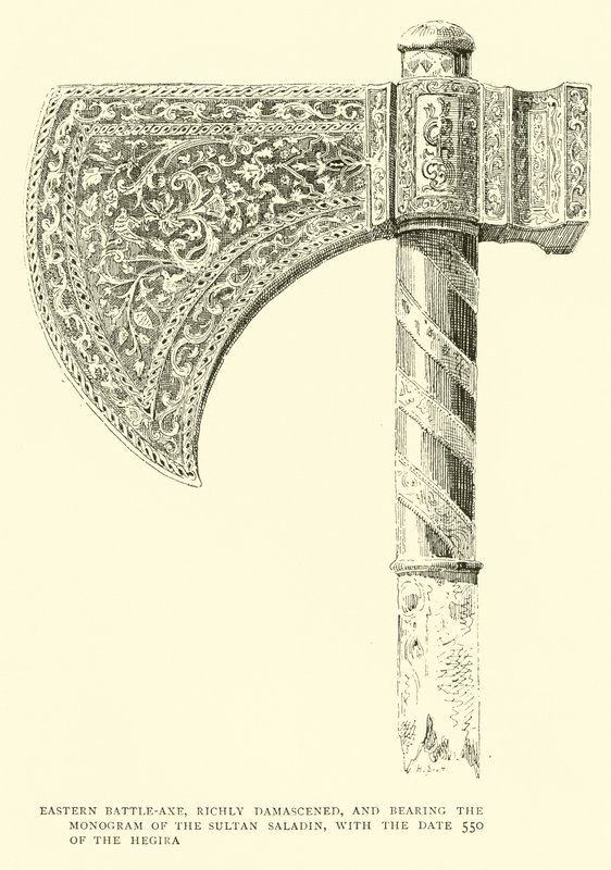 Hache de bataille orientale, richement damasquinée, portant le monogramme du sultan Saladin, avec la date 550 de l