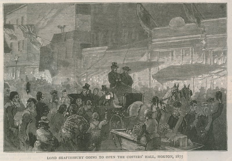 Lord Shaftesbury allant ouvrir le Costers Hall, Hoxton, Londres, 1875 - English School