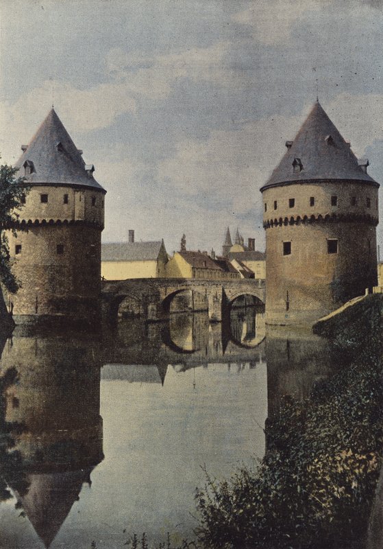 Courtrai, tours de Broel - European Photographer