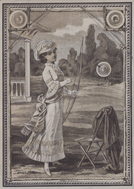 Femme faisant du tir à l