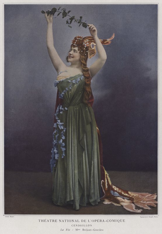 Georgette Brejean-Graviere en la fée dans Cendrillon - French Photographer