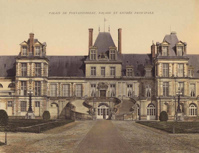 Palais de Fontainebleau, Façade et Entrée Principale - French Photographer