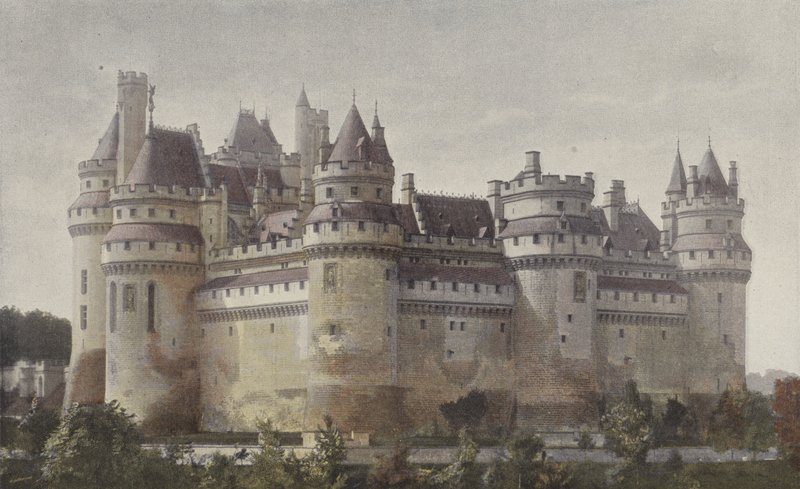 Pierrefonds, Château (vue prise de la route de Villers-Cotterêts) - French Photographer