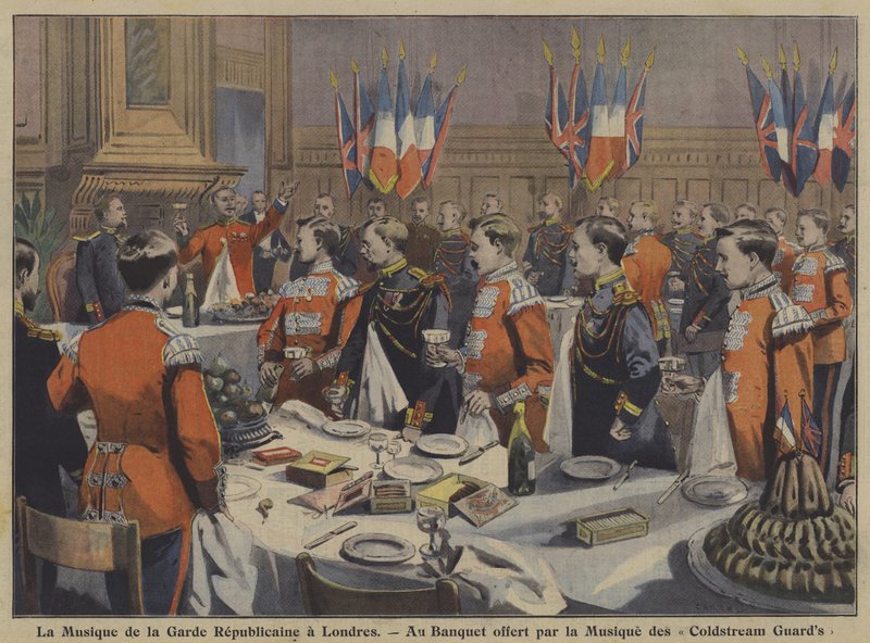 La fanfare de la Garde républicaine française assistant à un banquet organisé par la fanfare des Coldstream Guards à Londres - French School