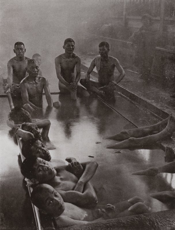 Un bain public à Kanawa - Herbert Ponting