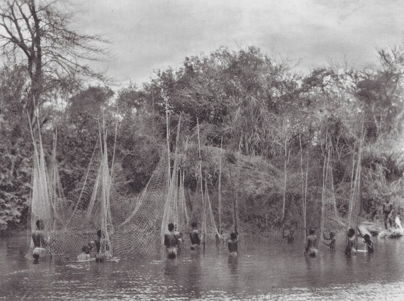 Afrique : Pêcheurs Morus - Hugo Adolf Bernatzik