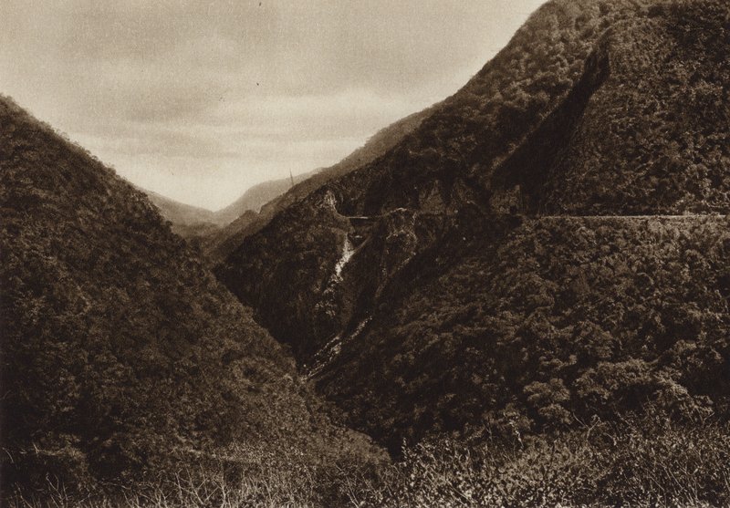 Mexique : Las Canoas, voie ferrée et ravin de Tamasopo (photo n/b) - Hugo Brehme