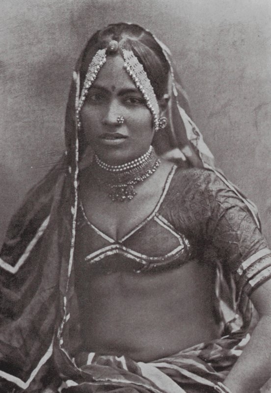 Bombay / Mumbai : Une dame Marwar (photo n/b) - Indian photographer