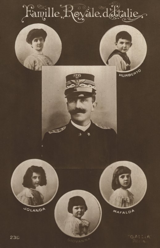 Le roi Victor Emmanuel II et sa famille - Italian Photographer