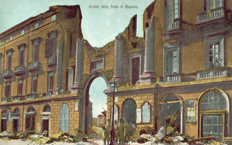 Ruine de la porte de Messine - Italian Photographer