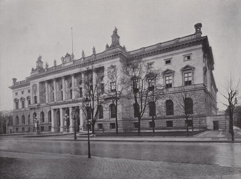 Maison des députés - Photographer German