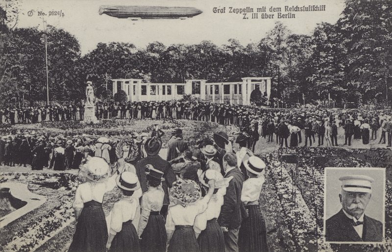 Graf Ferdinand von Zeppelin et son dirigeable LZ III au-dessus de Berlin - Photographer German