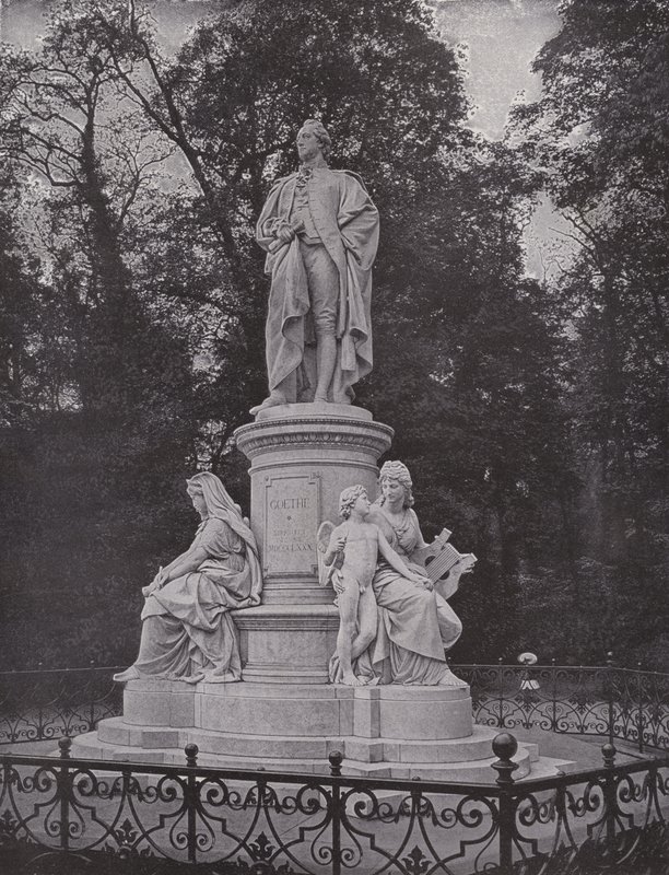 Dans le Tiergarten, monument de Goethe - Photographer German