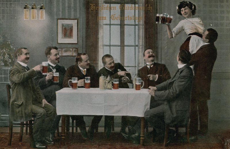 Carte postale de Allemands buvant de la bière et s