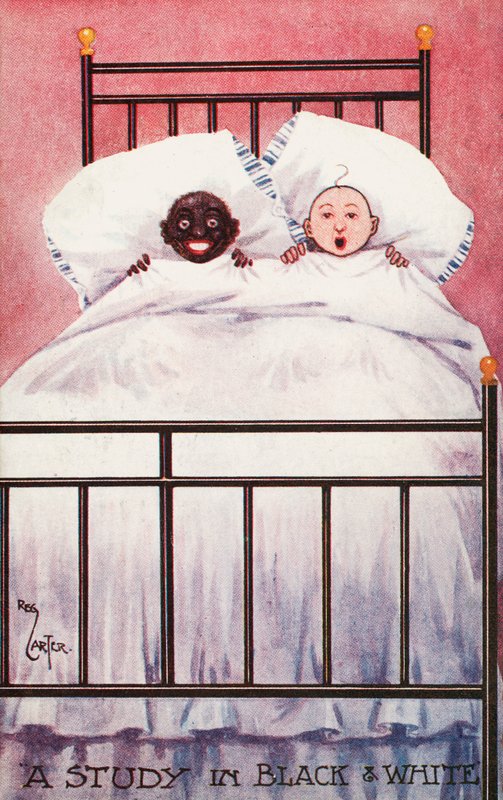 Enfants noirs et blancs dans un lit - Reg Carter
