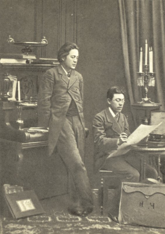 Anton Tchekhov (à gauche) avec son frère Nikolaï à Moscou - Russian Photographer