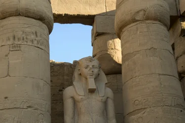 Le temple de Louxor, architecture égyptienne antique à Louxor