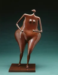 Femme marcheuse pressée