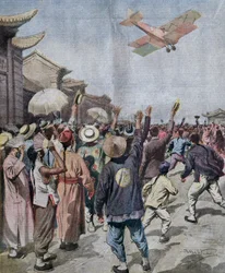 Lieutenant Arturo Ferrarin, participant au raid Rome-Tokyo, arrivant apparaissant dans le ciel de Shanghai, illustration par Achille Beltrame de La Domenica del Corriere, 16 mai