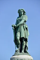 Statue colossale de Vercingétorix (72-46 av. J.-C.), chef gaulois. Sculpture d