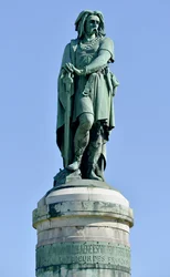 Statue colossale de Vercingétorix (72-46 av. J.-C.), chef gaulois. Sculpture d