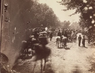 [Revue de la Grande Armée, Pennsylvania Avenue, Washington], 23 ou 24 mai 1865