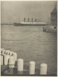 Au départ, le Mauretania, 1910.