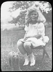 Sans titre Georgia E. avec ours en peluche, vers 1916