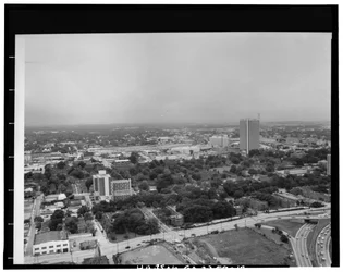 Vue aérienne vers le nord-ouest, Techwood Homes (logements sociaux), délimité par North Avenue, Parker Street, William Street et Lovejoy Street, Atlanta, comté de Fulton, GA