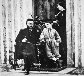 Le général Grant avec sa femme Julia Dent et leur fils Frederick Dent Grant, à City Point