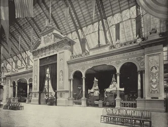 Le portail et la façade belge