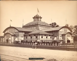 Le Pavillon des Femmes, Exposition Internationale du Centenaire, Philadelphie, 1876 (photo albuminée)