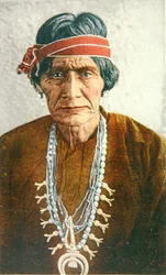 Un homme-médecine Navajo du Nouveau-Mexique, vers 1900