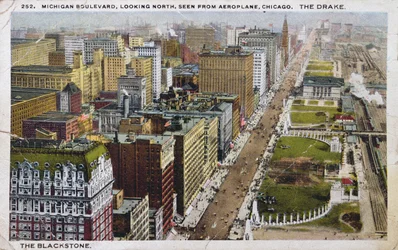 Carte postale représentant Michigan Boulevard, Chicago, vers 1930