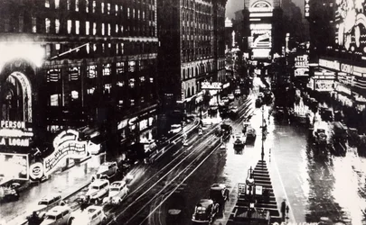 Times Square la nuit, New York, vers 1930
