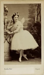 Portrait de la danseuse de ballet Marfa Muravyeva dans le ballet Diavolina