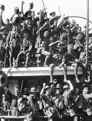 Embarquement de la Force Expéditionnaire Navale et Militaire Australienne (AN&MEF) pour la Nouvelle-Guinée, 19 août 1914