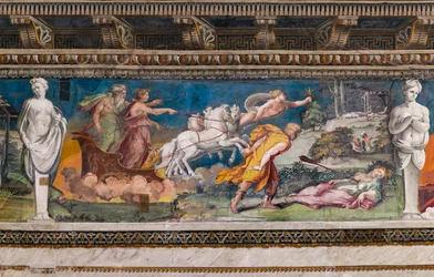 Procris empalée par le javelot infaillible, Céphale courant vers elle et Aurore et Titon sur un char tiré par quatre chevaux