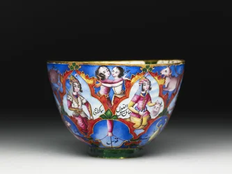 Bol avec couvercle, soucoupe et cuillère avec décoration astrologique, début du 19e siècle