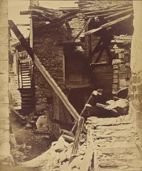 Maison détruite après un tremblement de terre près de Viege, Valais, Suisse