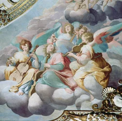 Détail des musiciens anges de la voûte du chœur