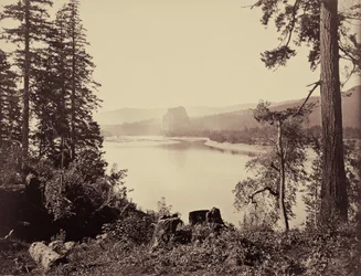 Rocher du Château, Rivière Columbia