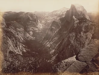 [Le demi-dôme depuis Glacier Point]