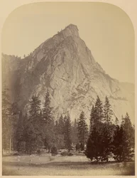 Les Trois Frères, vue de face, 4480 pieds, Yosemite