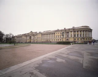 Les bâtiments du Sénat et du Synode à Saint-Pétersbourg, 1829-1834