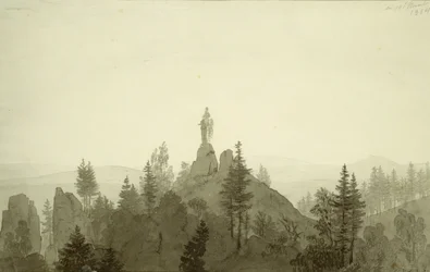 Statue de la Vierge dans les montagnes