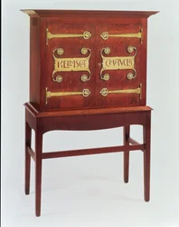 Le cabinet Kelmscott Chaucer, conçu par C.F.A. Voysey (1857-1941) et fabriqué par F. Coote, 1899