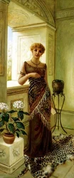 Femme classique près d