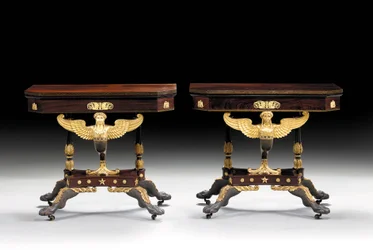 Deux tables à cartes classiques sculptées, c.1815