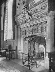 La Cheminée dans la Salle de Banquet